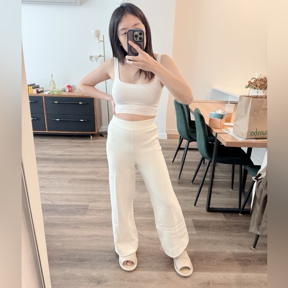 Aritzia Wilfred Sweatpants - Picture 3 of 3